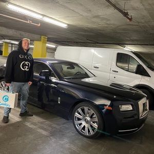 Meet your Posher, Grant